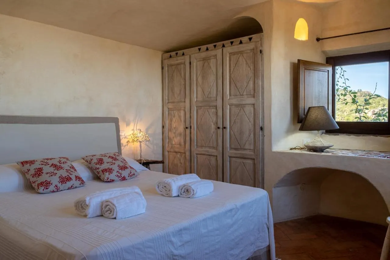 Lussuosa Villa Con Piscina Opera Dell'Arch.Couelle Porto Cervo 0*,