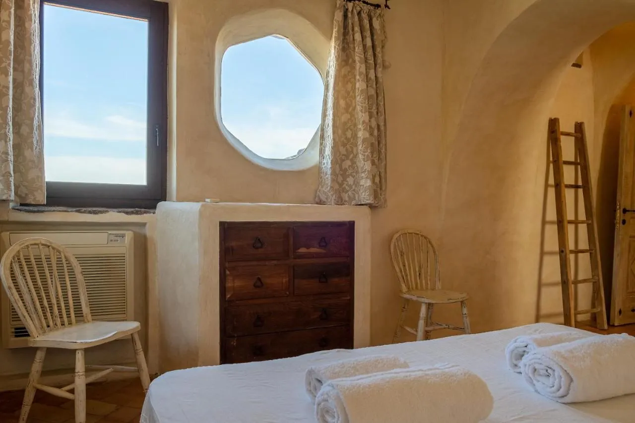 Lussuosa Villa Con Piscina Opera Dell'Arch.Couelle Porto Cervo 0*,  Italy
