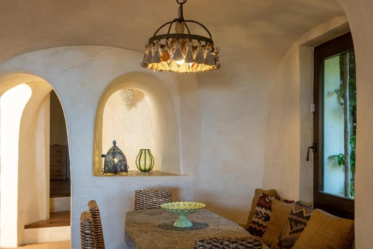 Lussuosa Villa Con Piscina Opera Dell'Arch.Couelle Porto Cervo