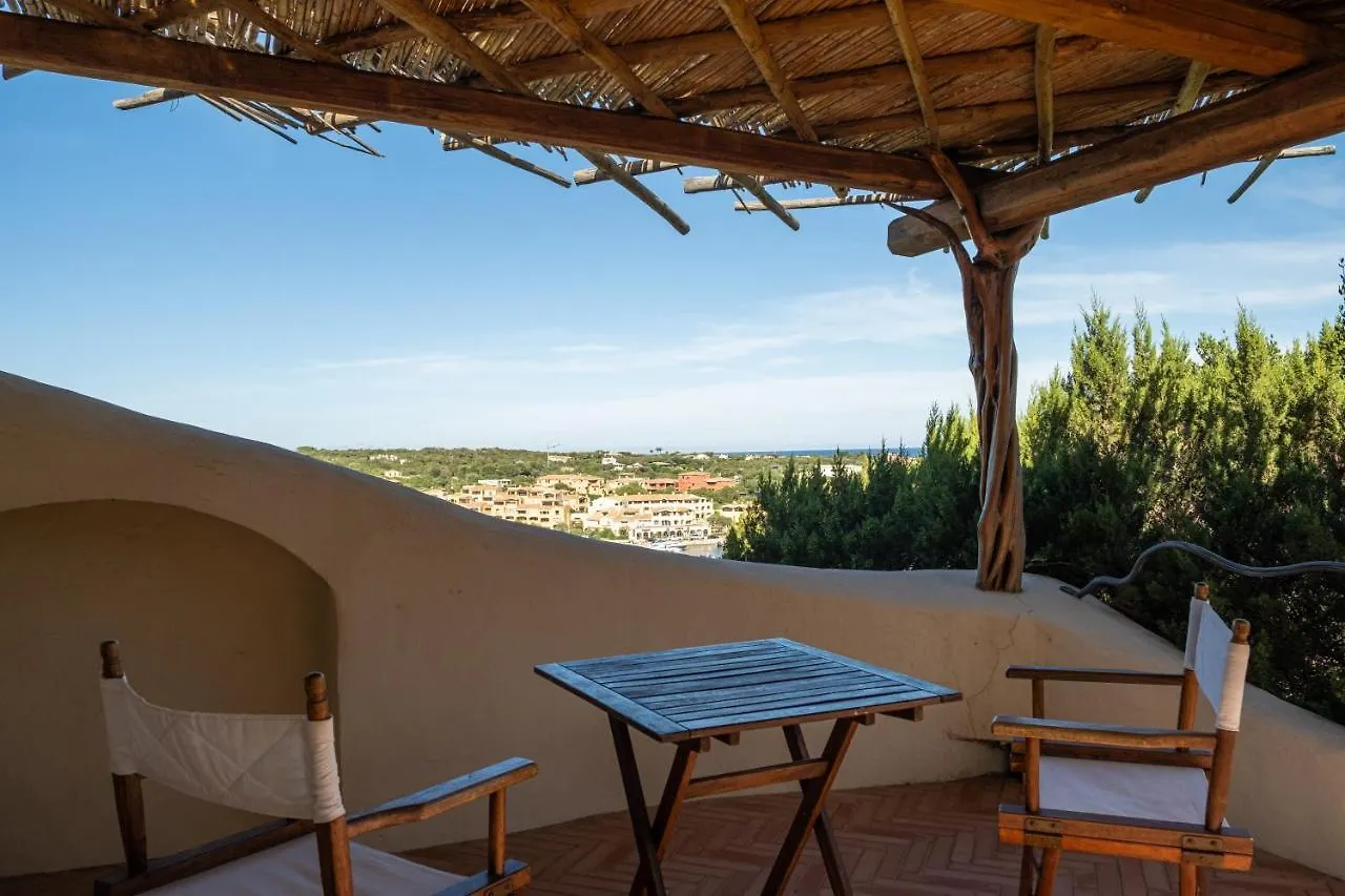 Lussuosa Villa Con Piscina Opera Dell'Arch.Couelle Porto Cervo