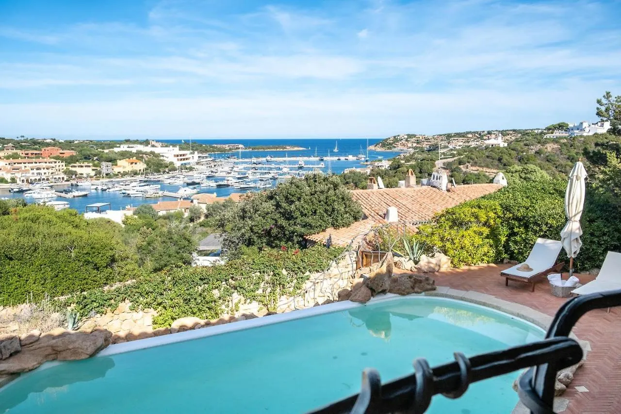 Lussuosa Villa Con Piscina Opera Dell'Arch.Couelle Porto Cervo